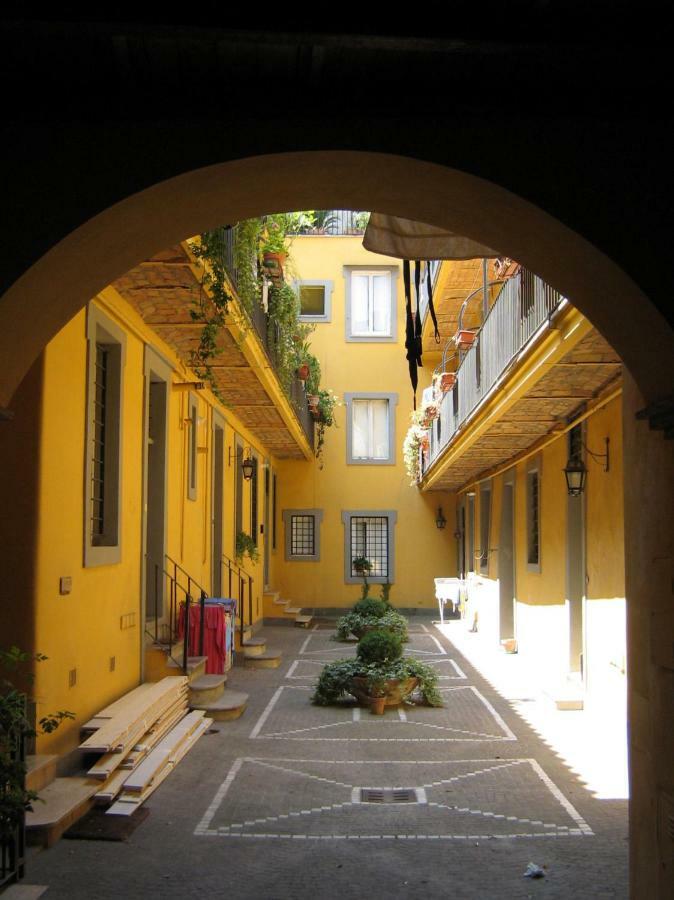 Sweet Campo De Fiori Apartment Rome Bagian luar foto