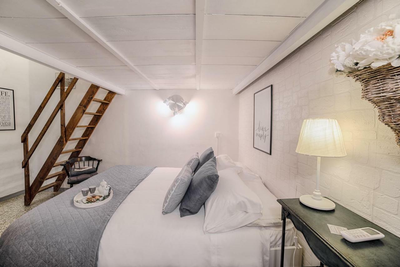 Sweet Campo De Fiori Apartment Rome Bagian luar foto